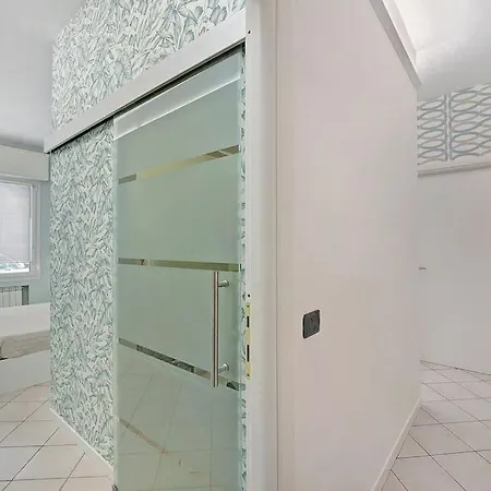 アパート Serendipity アラッシオ