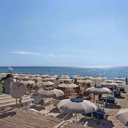 Serendipity - A Pochi Passi Dal Mare Apartment Alassio
